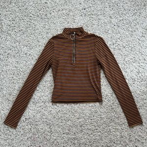 Forever 21 Cropped retro style long sleeve